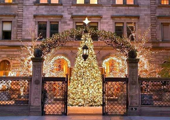 Lotte New York Palace Christmas Holiday Decorations Lotte New York Palace Christmas Holiday Decorations