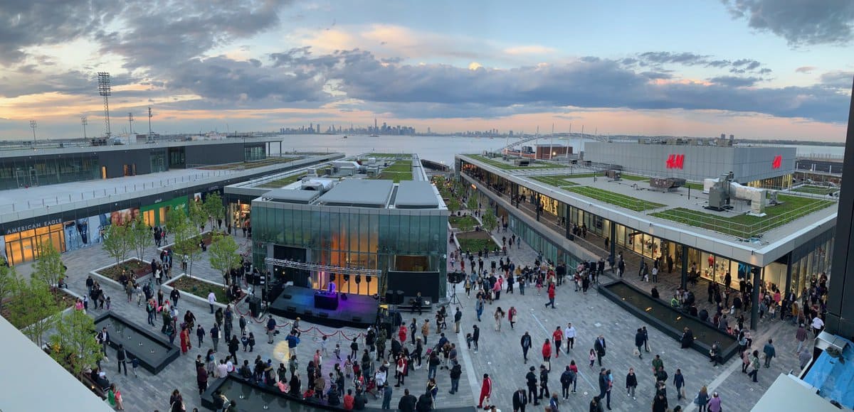 Empire Outlets Staten Island