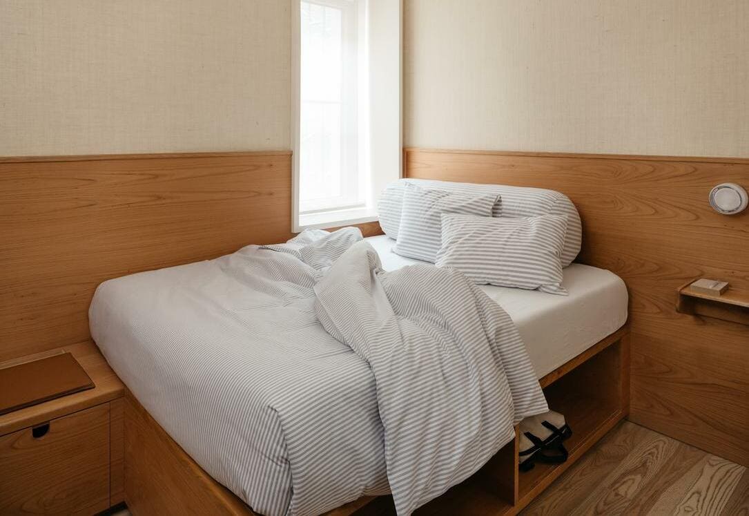 Sister City Hotel